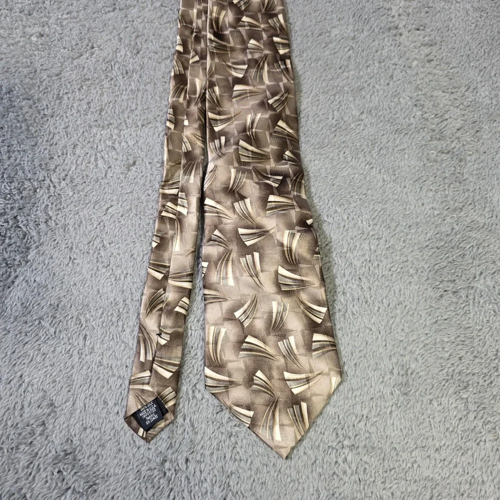 Stafford Mens OS Necktie Taupe Brown Geometric Abstract Silk Made in USA Vintage